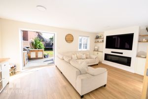 Photo 21- click for photo gallery